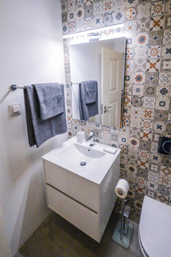 ליסבון Sunny And Stylish Apartment - 11 Min To The Center מראה חיצוני תמונה