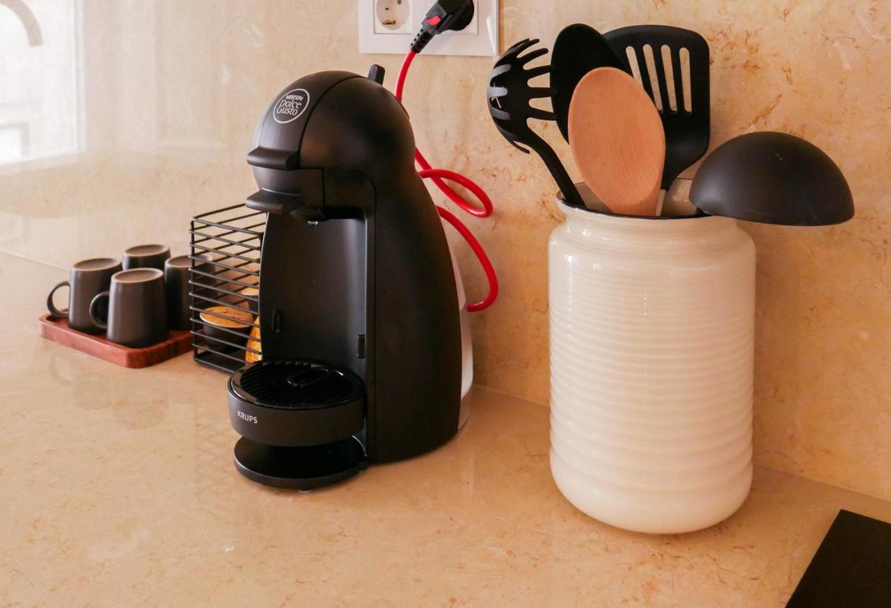 ליסבון Sunny And Stylish Apartment - 11 Min To The Center מראה חיצוני תמונה